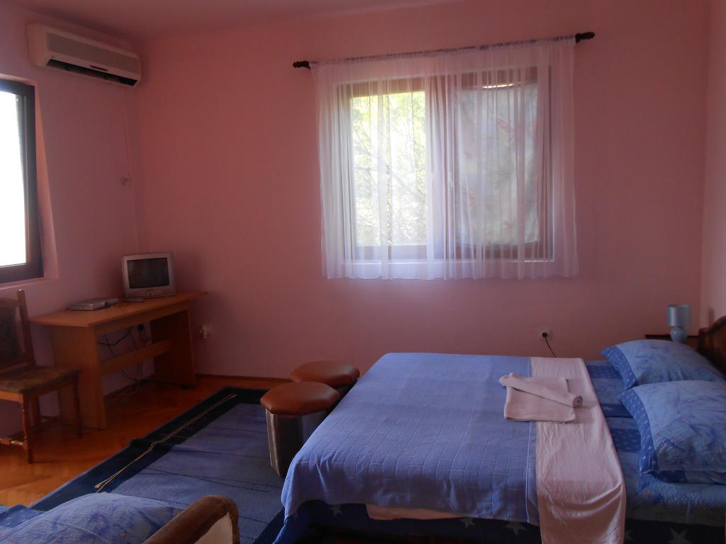 Apartments & Hostel Zdrava Hrana Mostar Ruang foto
