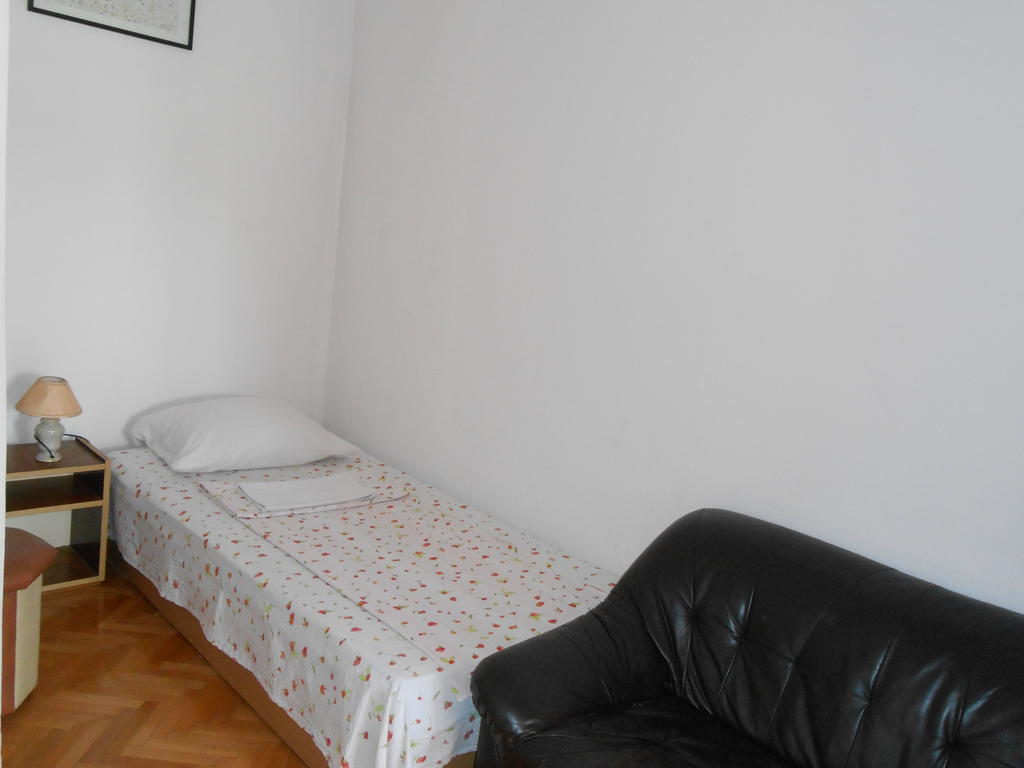 Apartments & Hostel Zdrava Hrana Mostar Ruang foto