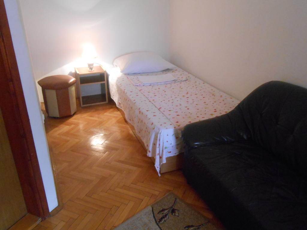 Apartments & Hostel Zdrava Hrana Mostar Ruang foto