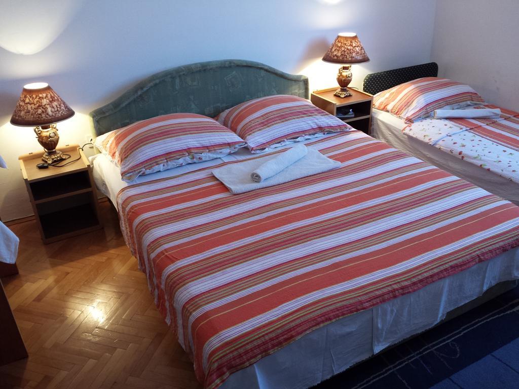 Apartments & Hostel Zdrava Hrana Mostar Ruang foto