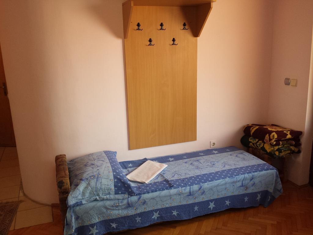 Apartments & Hostel Zdrava Hrana Mostar Ruang foto