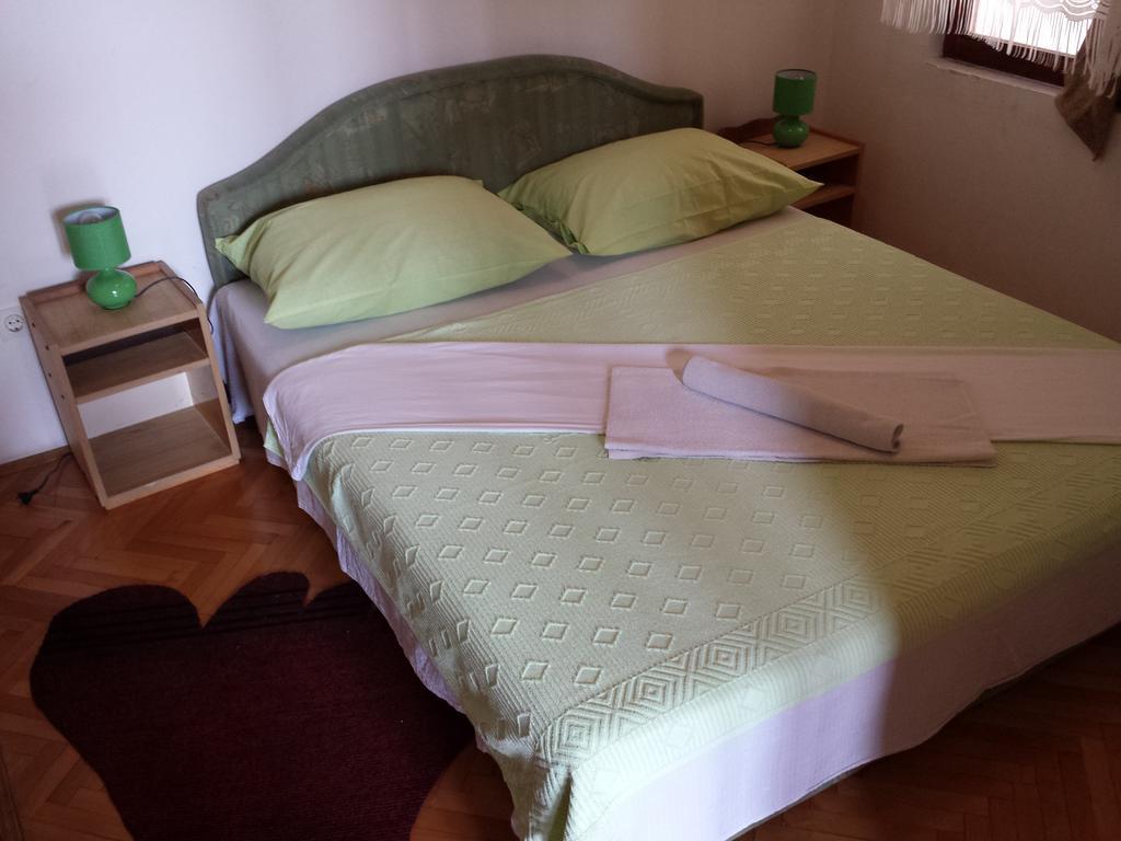 Apartments & Hostel Zdrava Hrana Mostar Ruang foto