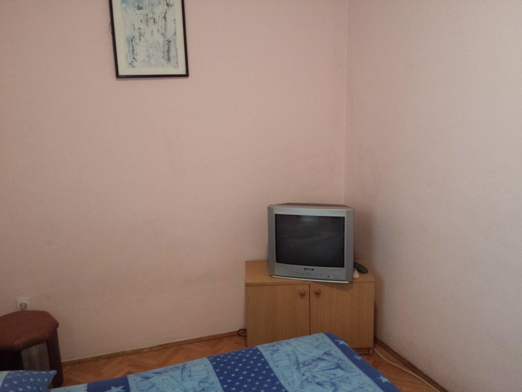 Apartments & Hostel Zdrava Hrana Mostar Ruang foto