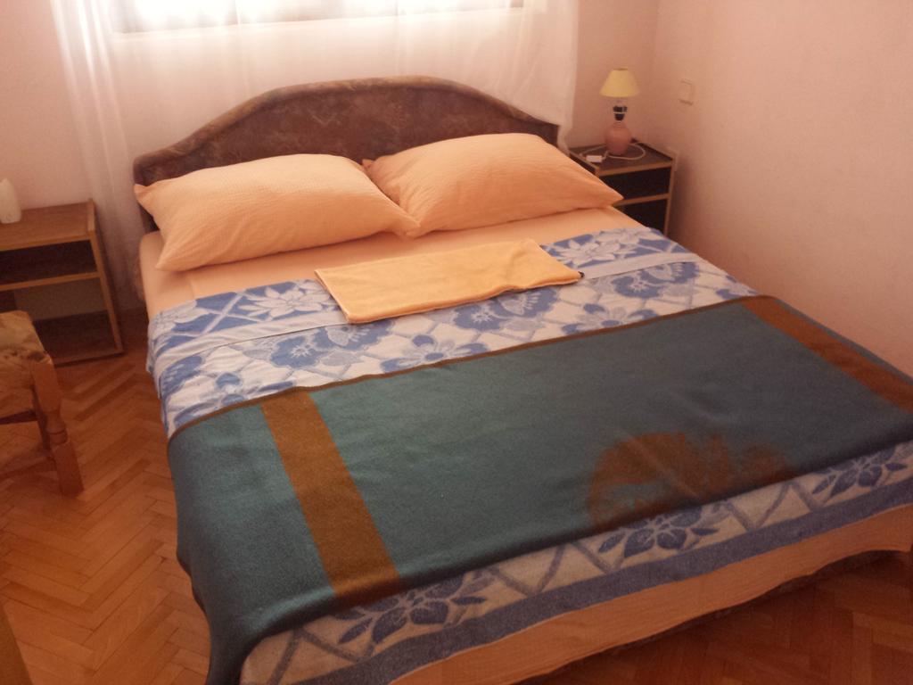 Apartments & Hostel Zdrava Hrana Mostar Ruang foto